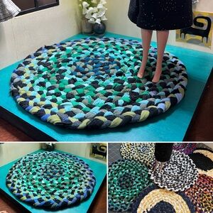 Mini Rug - 9” Diameter - Barbie Dollhouse